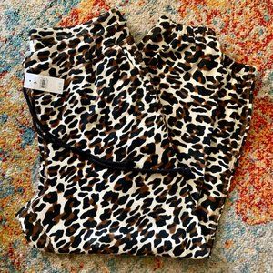 Lou & Grey Leopard Print Fluffy Fleece Sweatpants Size L Brand NEW w/Tags